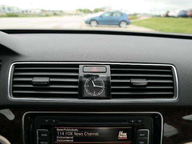 2015 Volkswagen Passat TDI SEL Premium 4dr Sedan 6A